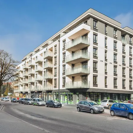 Solna 11, Sun & Snow Apartman *